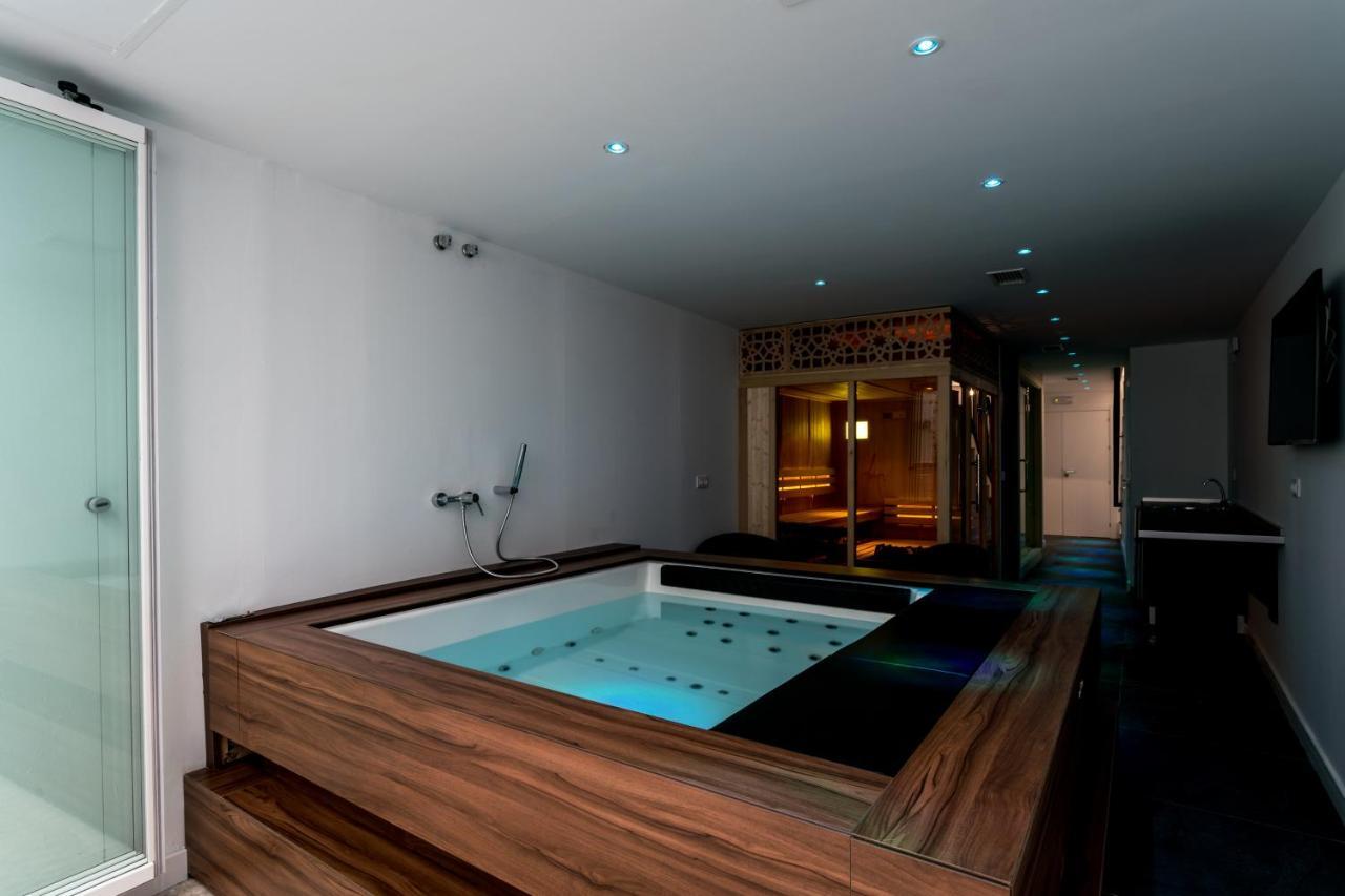 Unique House - Private Spa&Pool -Stayinseville Sevilha Exterior foto